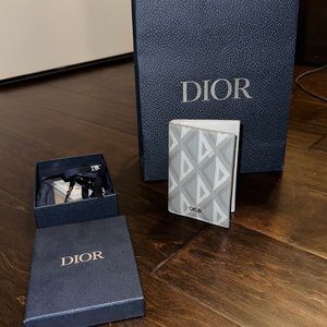 Dior Men’s Compact Card Holder